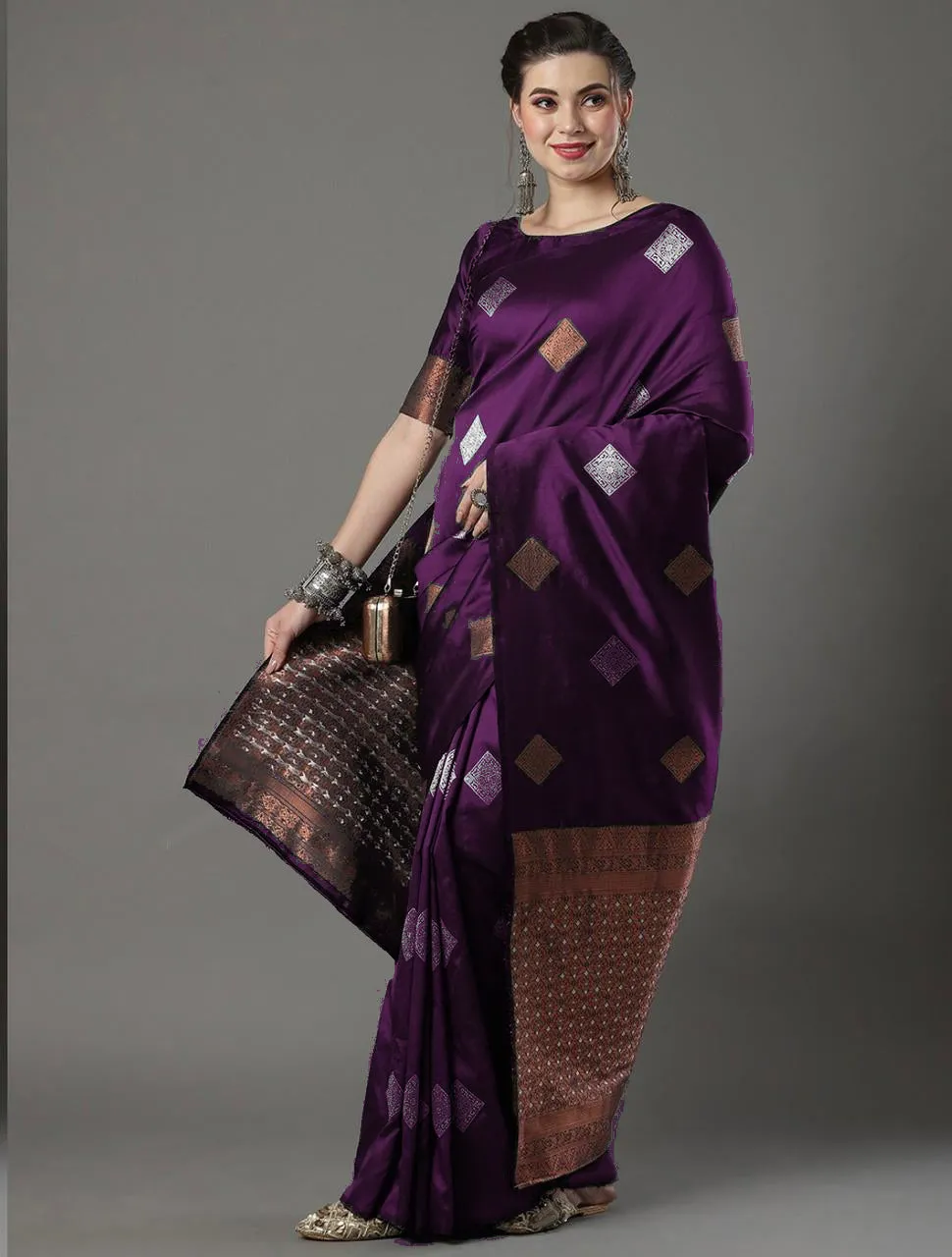 Angelic Wine Soft Silk Saree With Glorious Blouse Piece