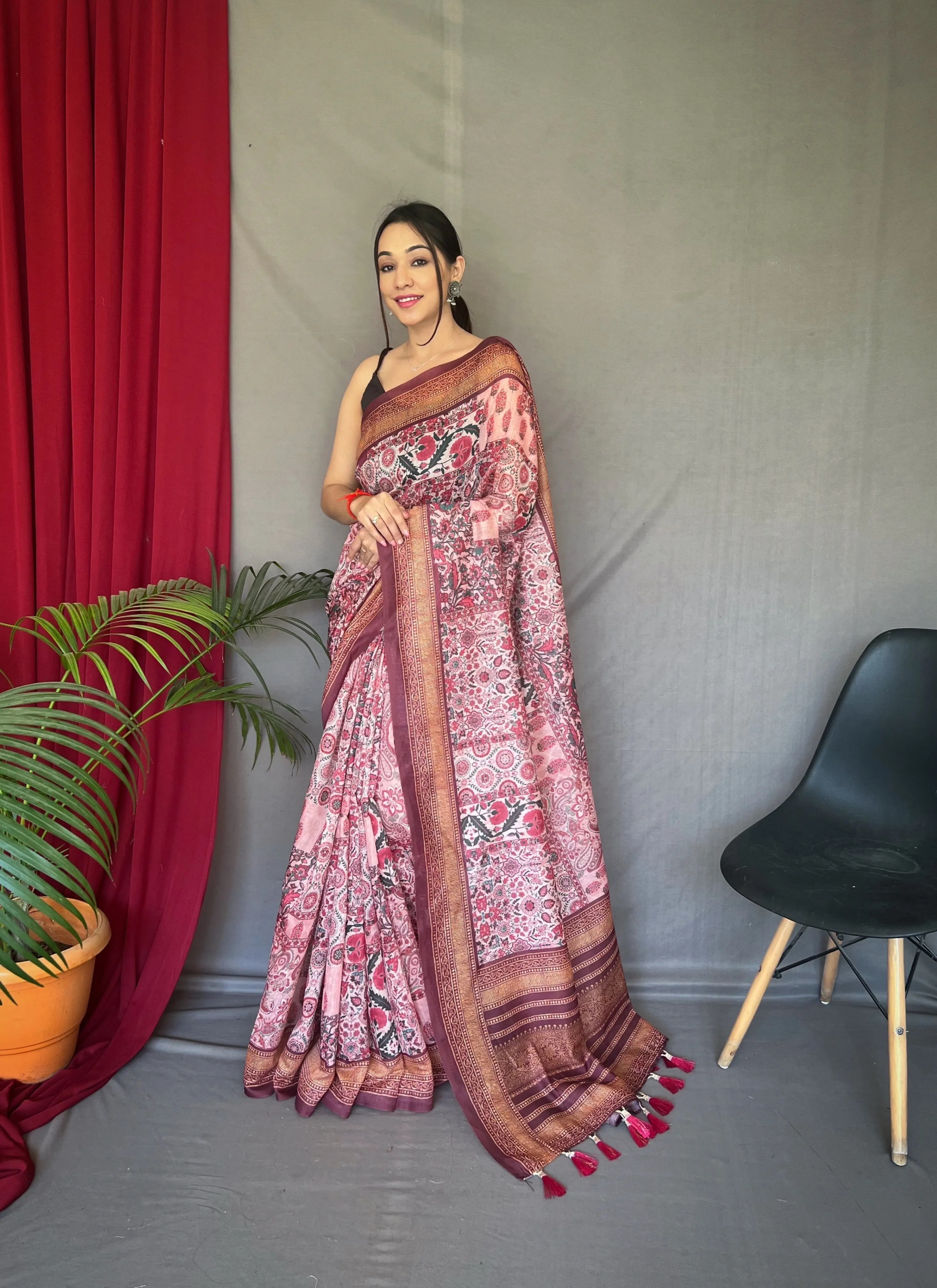 Baby Pink Saree in Silk Cotton Print