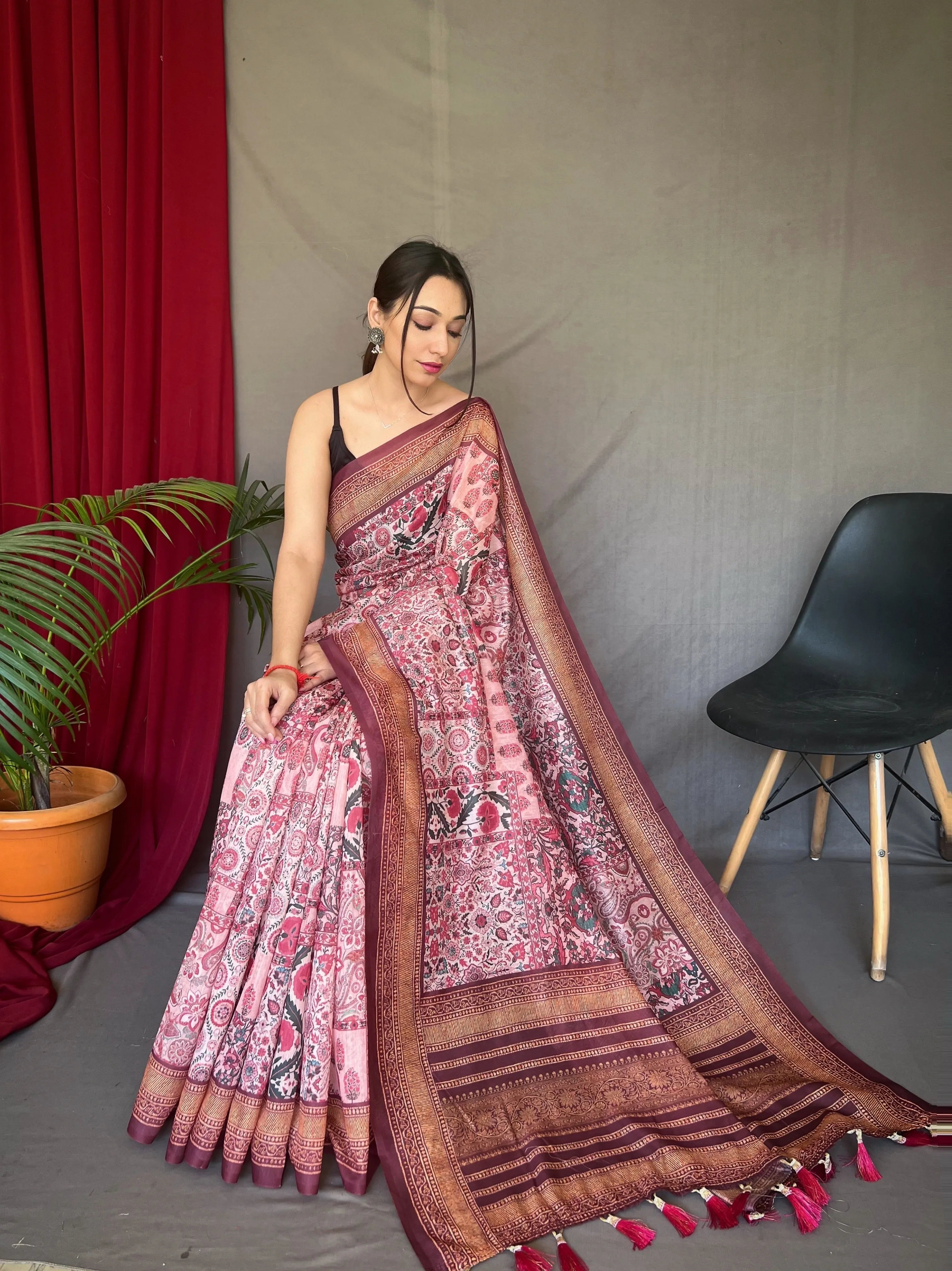 Baby Pink Saree in Silk Cotton Print