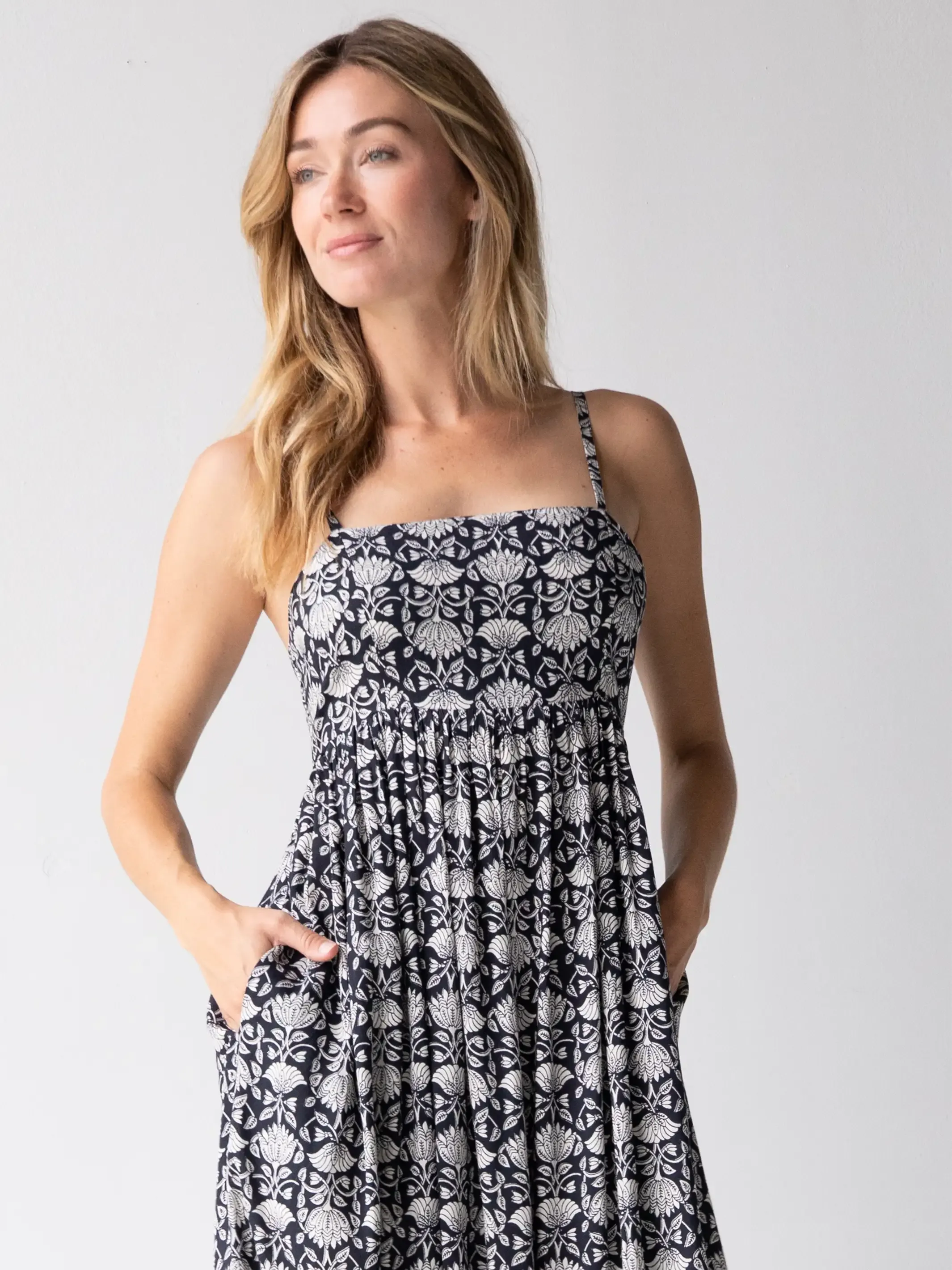 Bailey Maxi Dress - Black Floral Vines