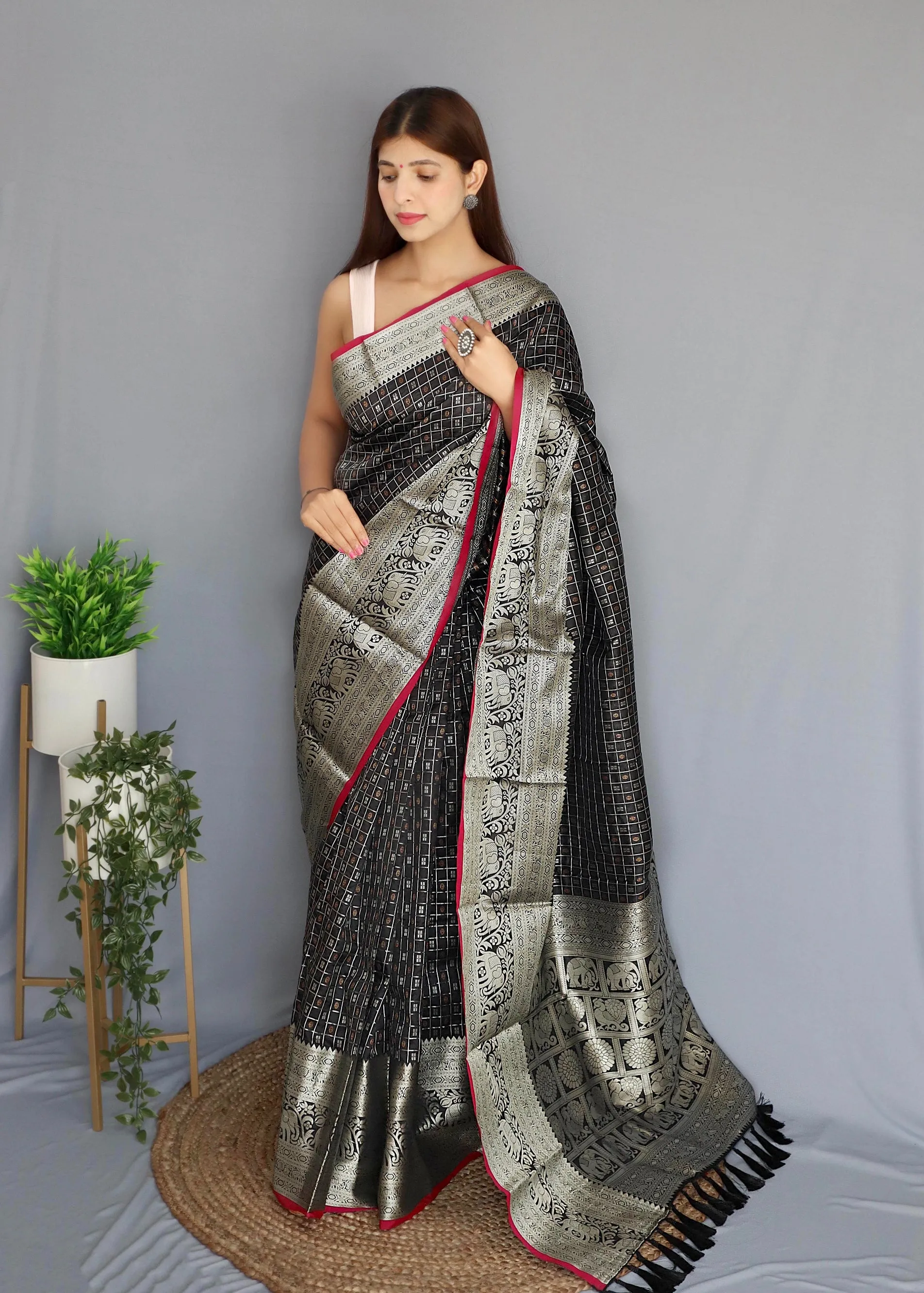 Black Saree in Soft Silk with Blouse Material