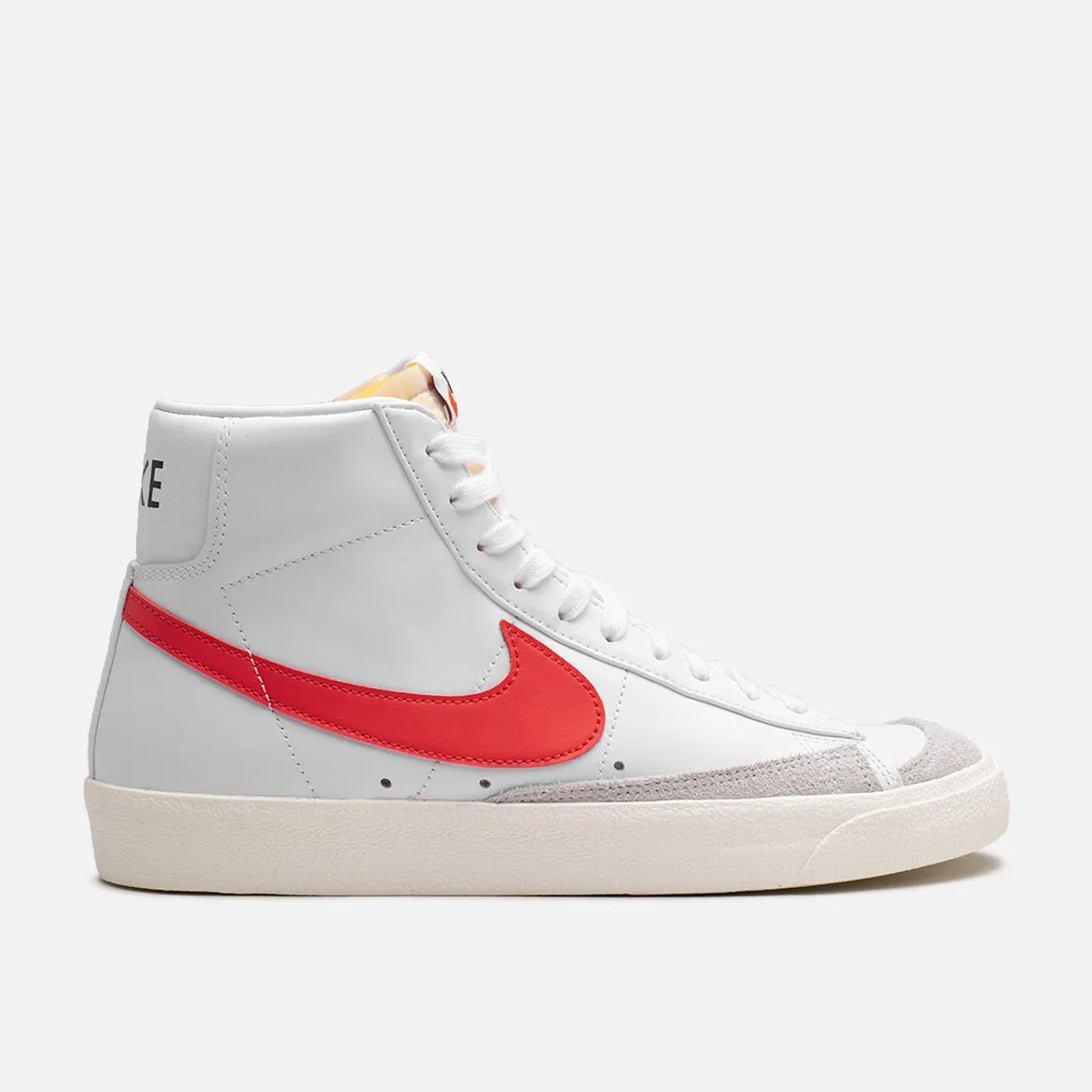 BLAZER MID `77 VNTG - WHITE / HABANERO RED / MEDIUM BLUE