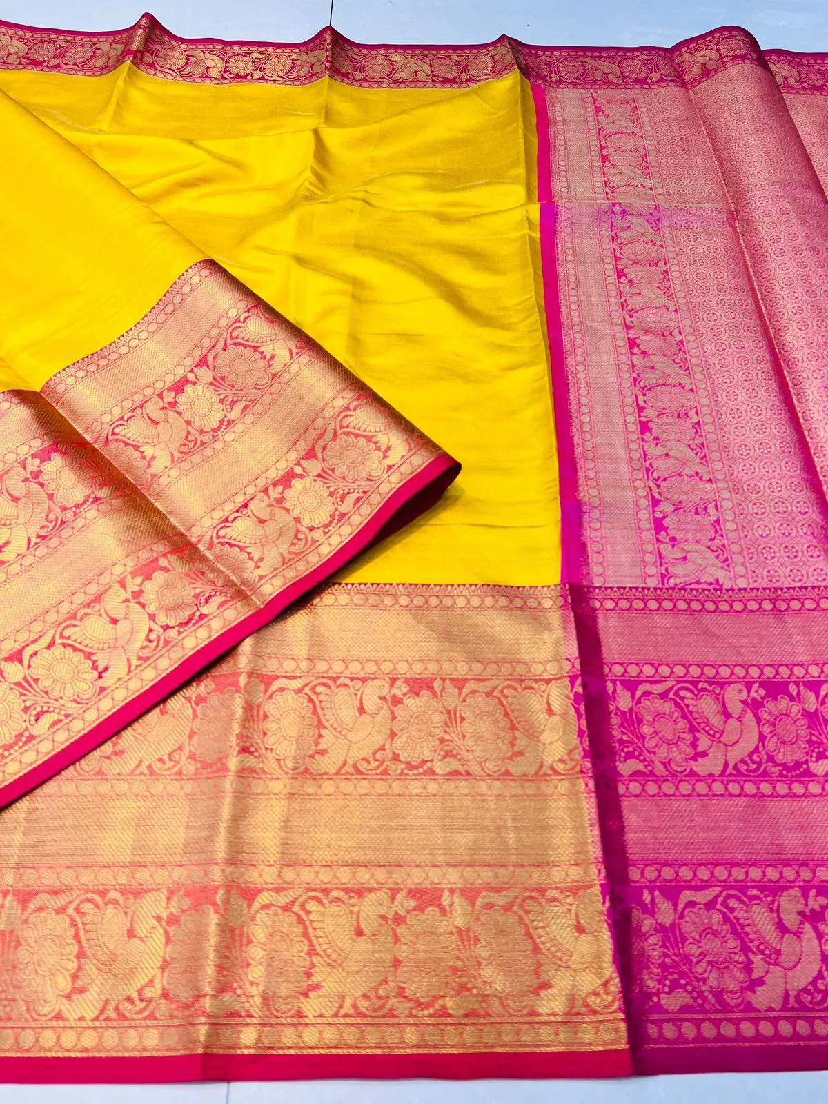 Captivating Yellow Kanjivaram Silk Saree With Fugacious Blouse Piece