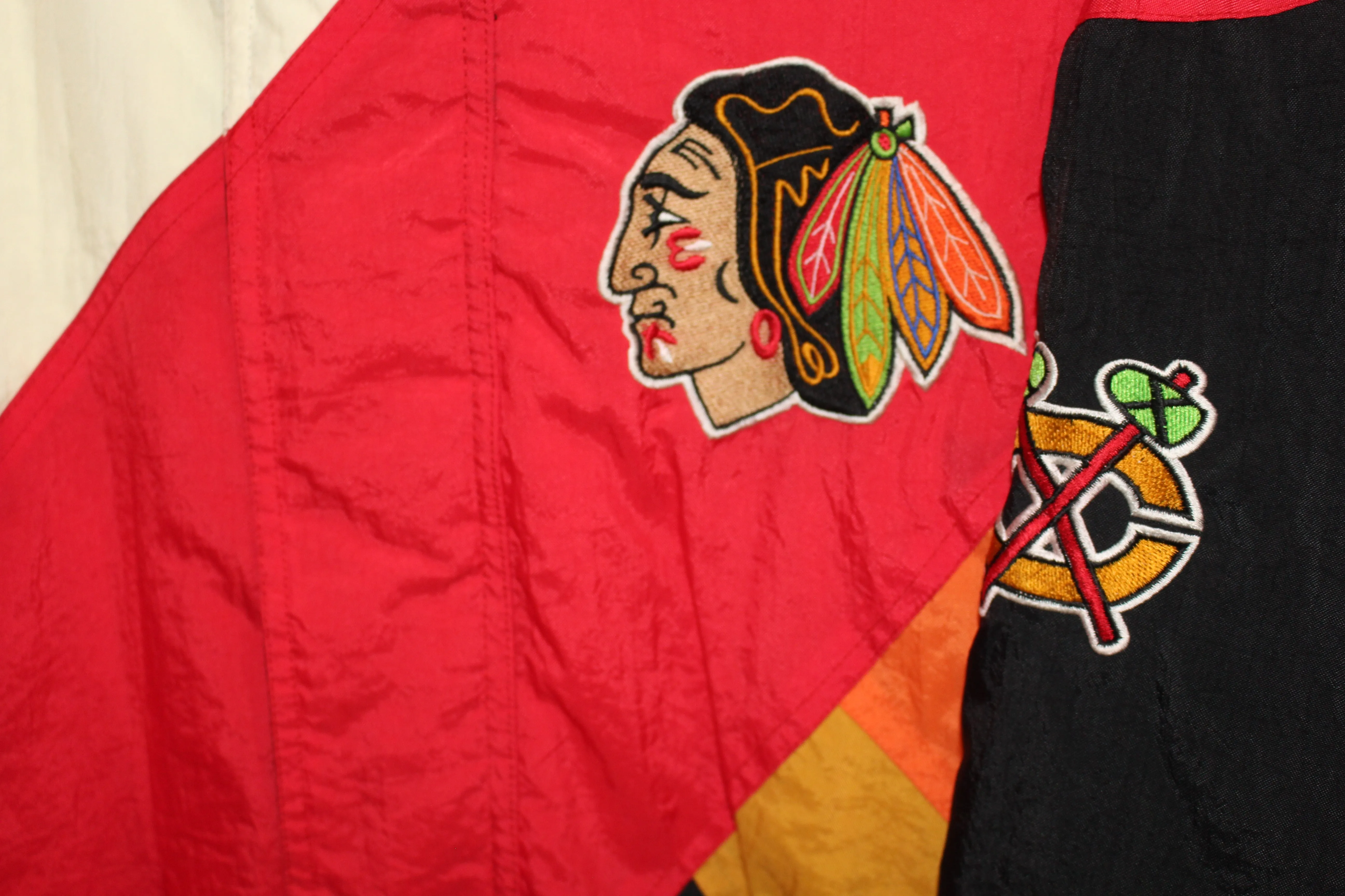 Chicago Blackhawks Apex One Limited Edition (M)