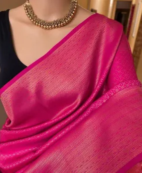 Dazzling Magenta Soft Silk Saree With Dazzling Blouse Piece