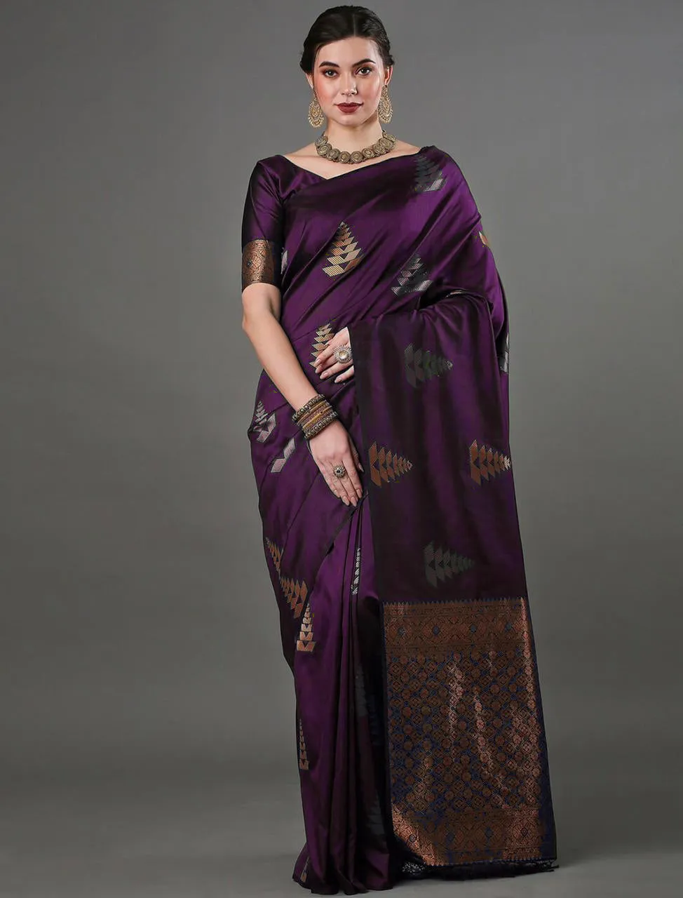 Dazzling Purple Soft Silk Saree With Wonderful Blouse Piece