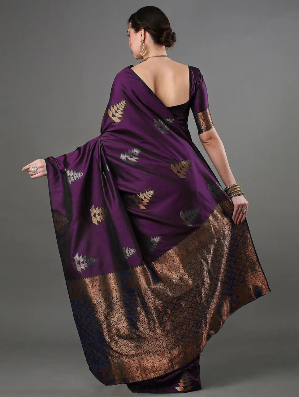 Dazzling Purple Soft Silk Saree With Wonderful Blouse Piece