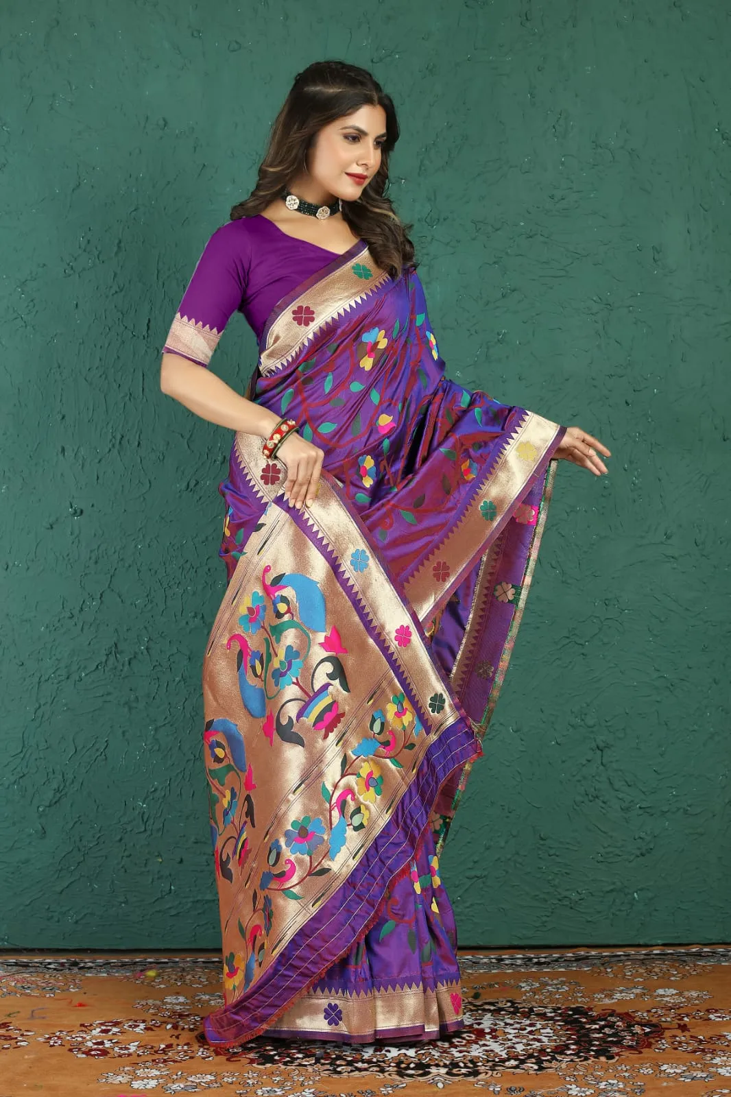 Enchanting Purple Paithani Silk Saree With Pleasurable Blouse Piece