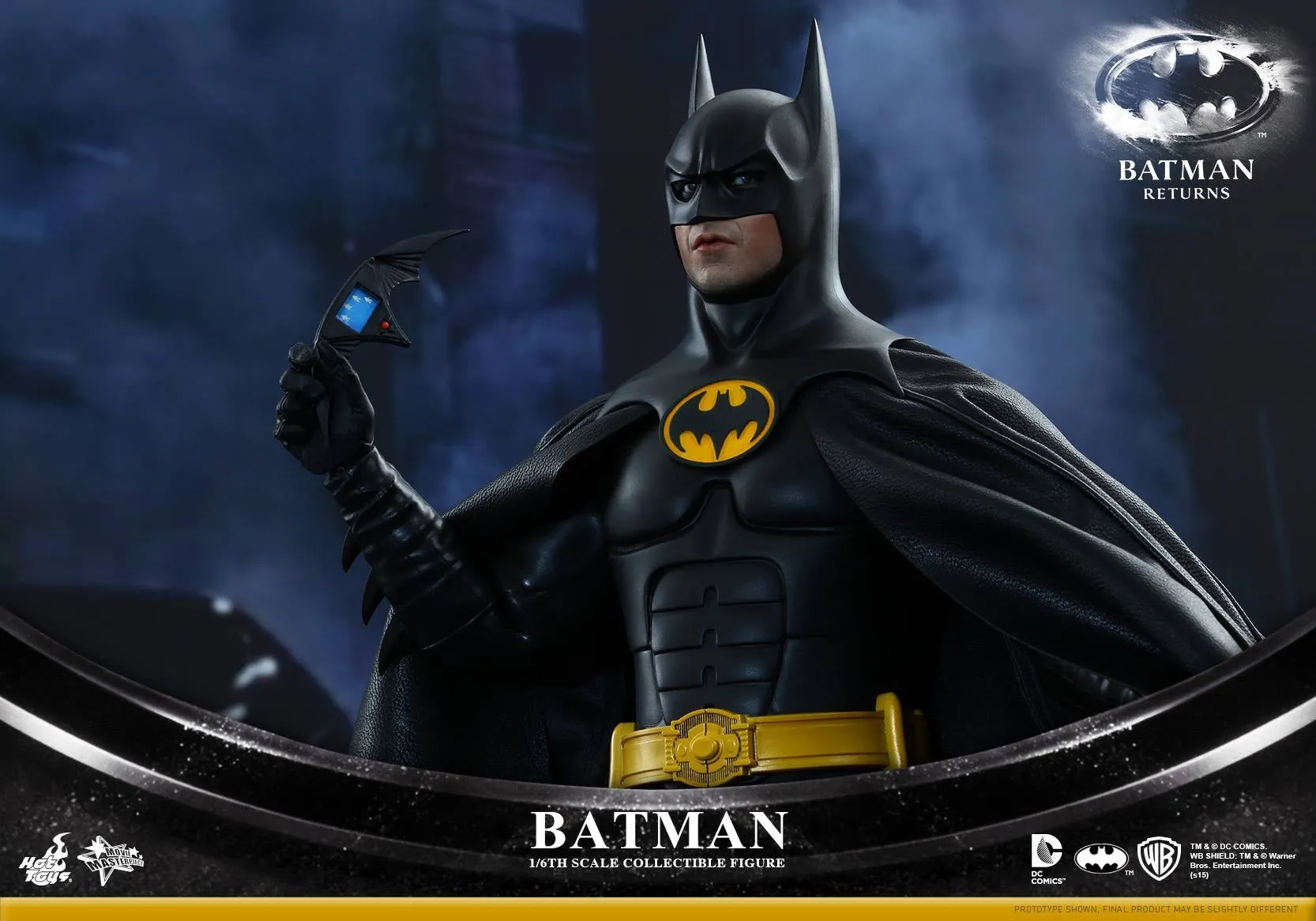 Hot Toys - Batman Returns: Batman Returns: Batman & Bruce Wayne Collectible Figures Set