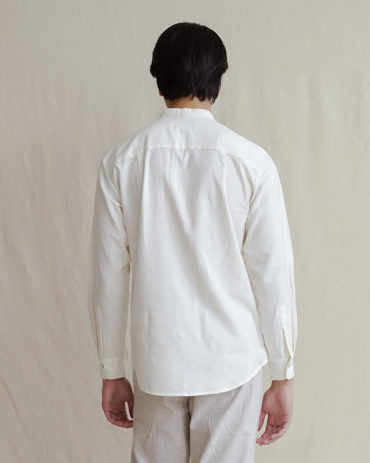 TITIK - Fitted Shirt Raw White