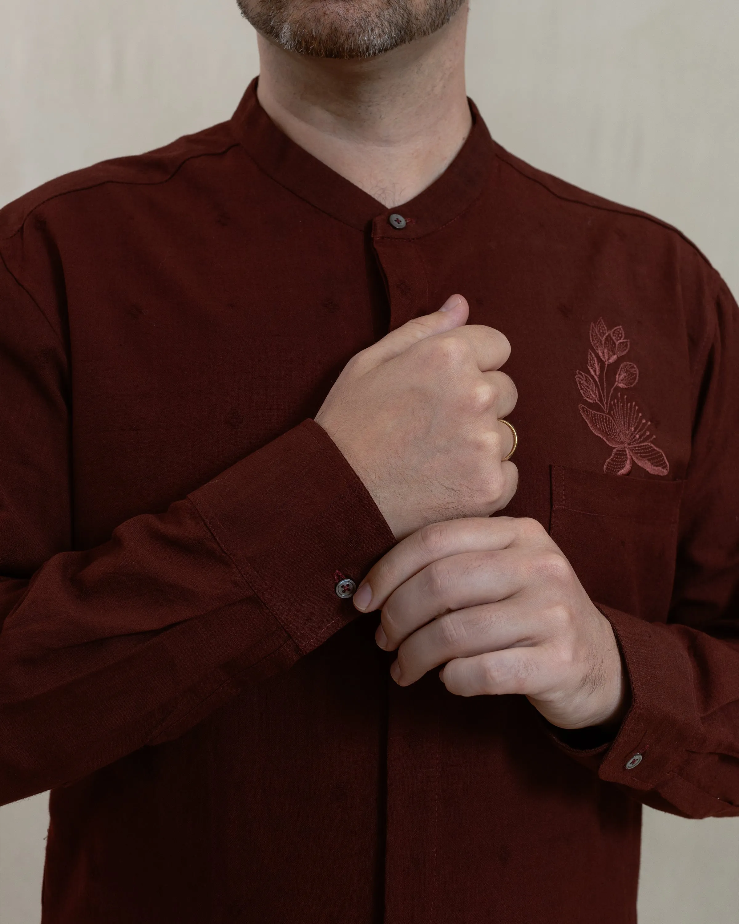 TITIK - Fitted Shirt