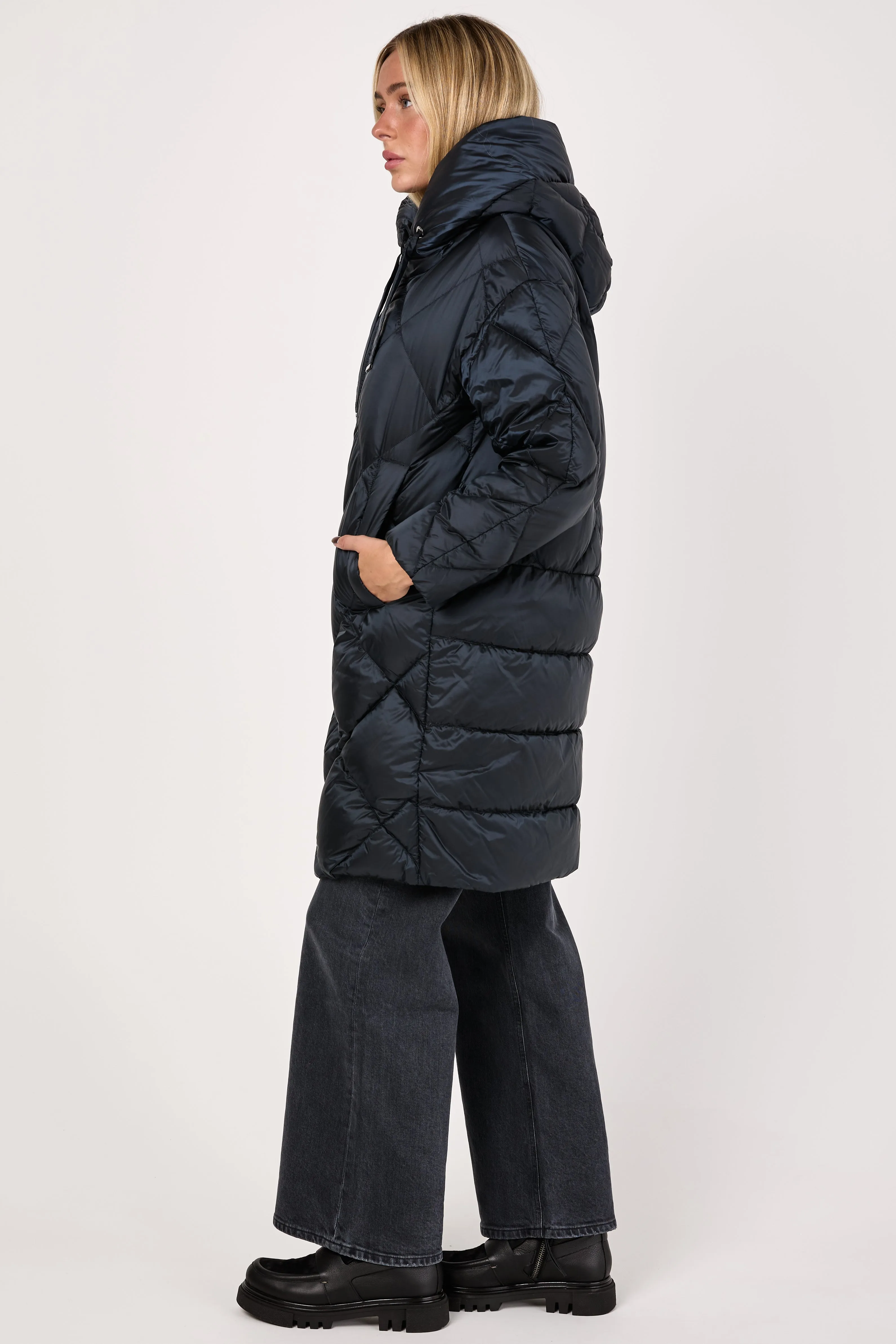 Trefe Puffer Down Coat in Midnight Blue